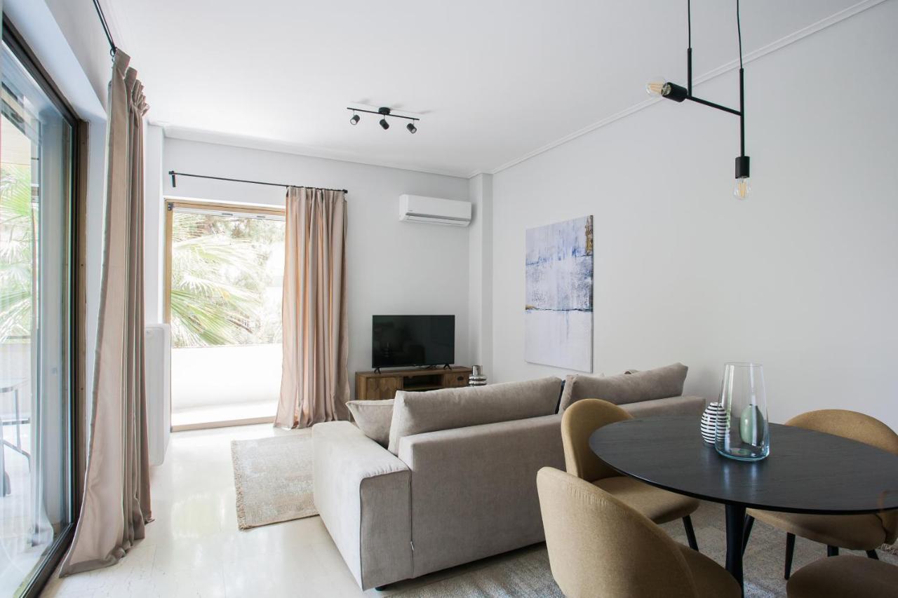 Pleasant 2Br Apartment Near Helexpo By Upstreet Athens Luaran gambar