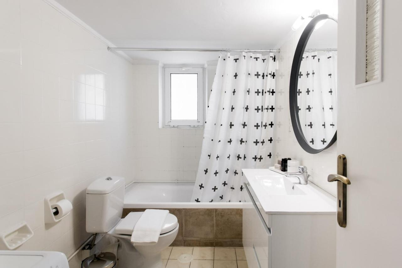 Pleasant 2Br Apartment Near Helexpo By Upstreet Athens Luaran gambar